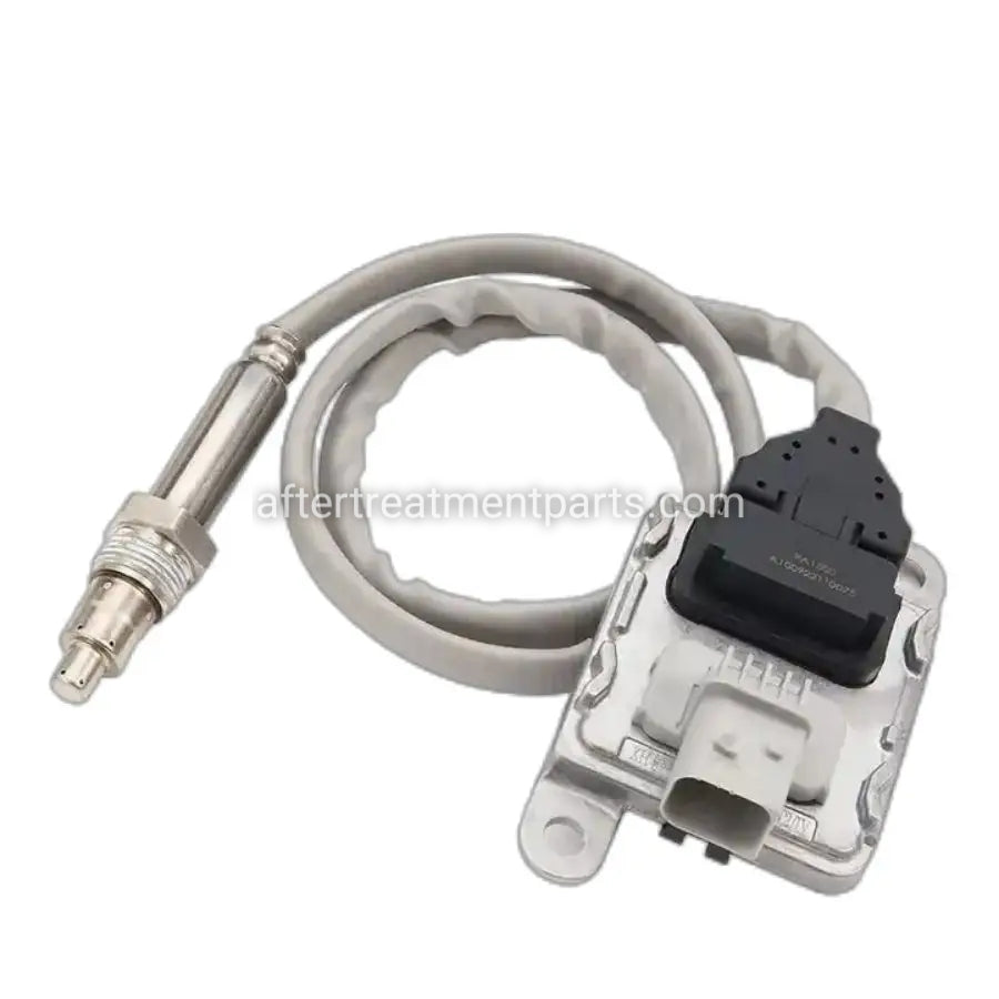 A0101532328 | Outlet NOx Sensor | For Detroit Diesel® Engines