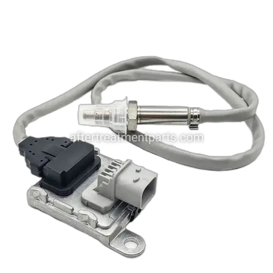 A0101532328 | Outlet NOx Sensor | For Detroit Diesel® Engines