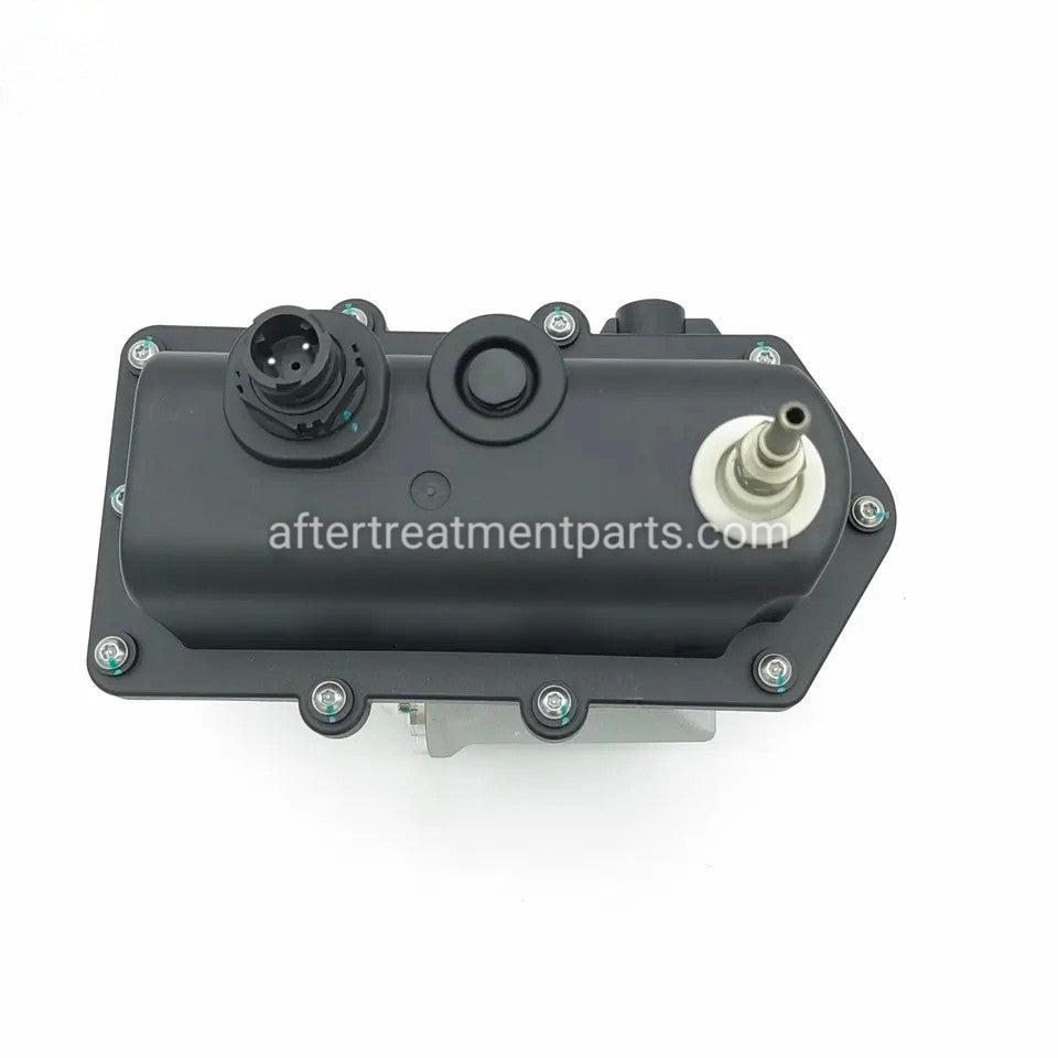 A0001402478 | DEF Pump | For Detroit Diesel® Engines